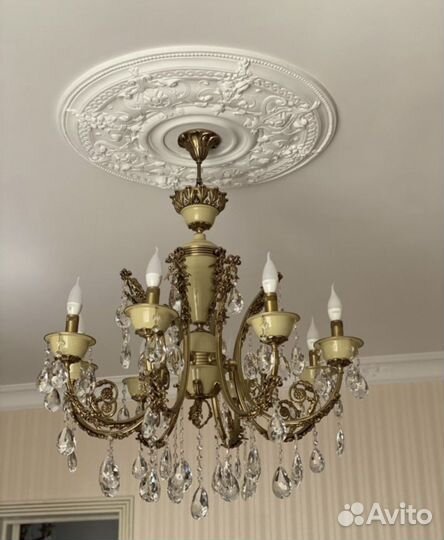 Бронзовая люстра