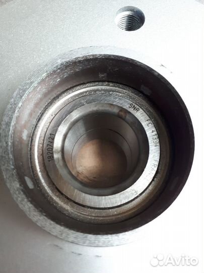 Комплект задних тормозных дисков с колодками