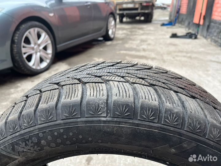 Kumho WinterCraft Ice Wi51 215/50 R17 95T