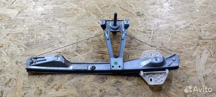 Стеклоподъёмник задний правый Renault Symbol