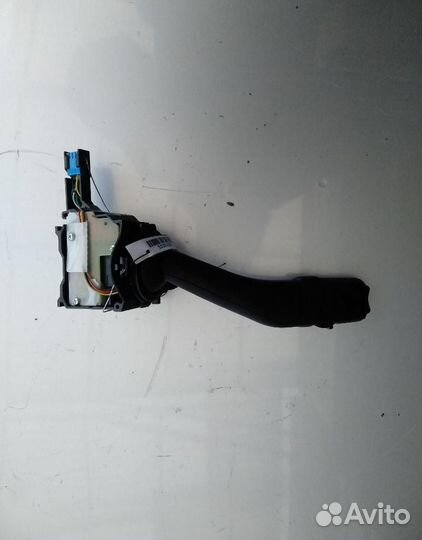 Переключатель стеклоочистителей Volkswagen Touran