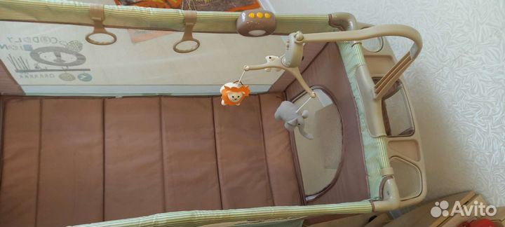 Детская кровать манеж