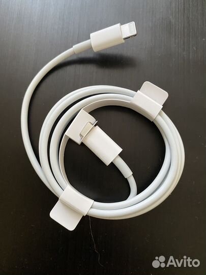 Кабель Apple USB Type-C Lightning