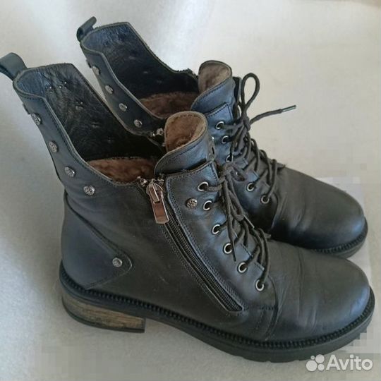 Ботинки 39-38.5 черные кожа зима