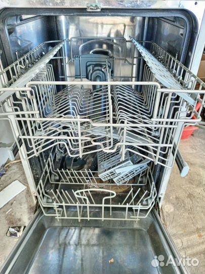Посудомоечная машина