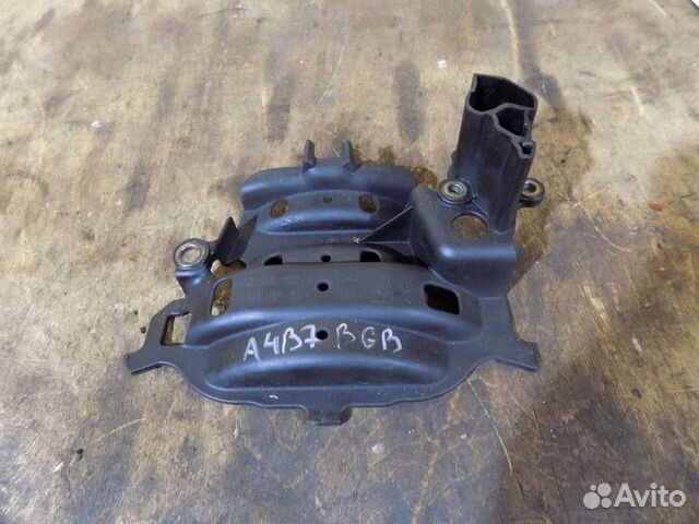 Маслоотражатель Audi A4 B7 BGB,BPG,BWE,BWT