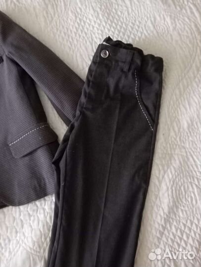 Школьный костюм