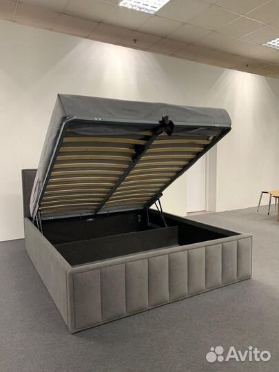 Кровать тканевая Лори с подъемным механизмом