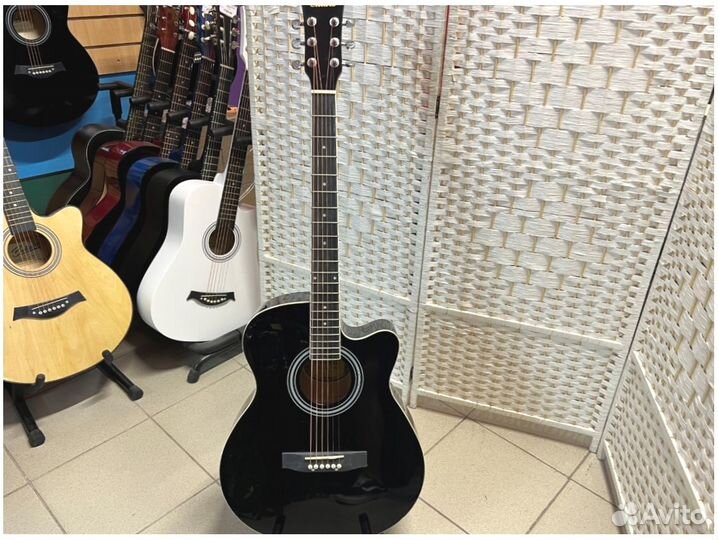 Акустическая гитара