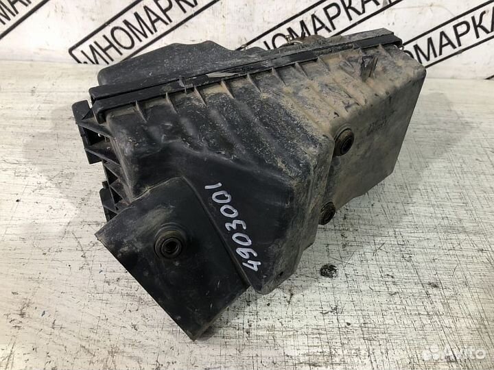 Корпус воздушного фильтра toyota avensis T220