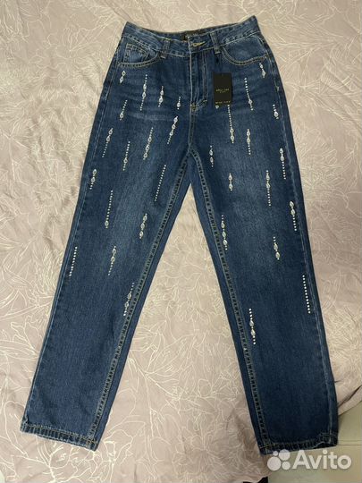 Джинсы со стразами