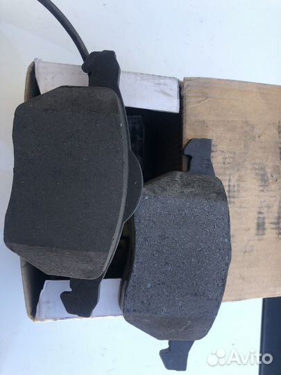 Тормозные колодки Audi, Volkswagen