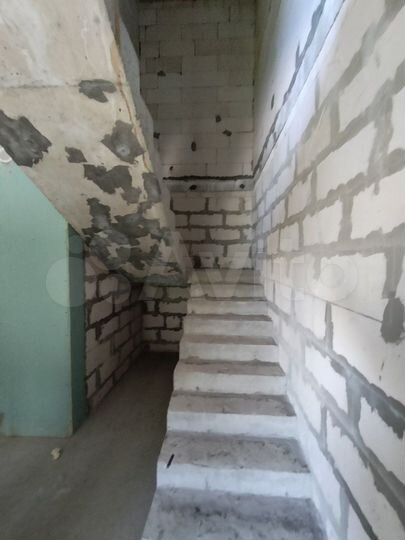2-к. квартира, 65 м², 2/2 эт.