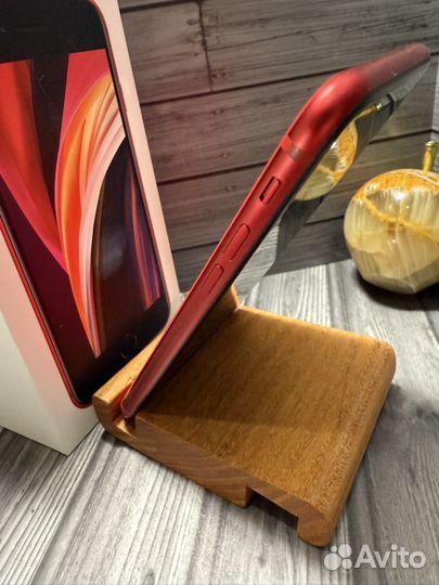 iPhone SE (2020), 64 ГБ