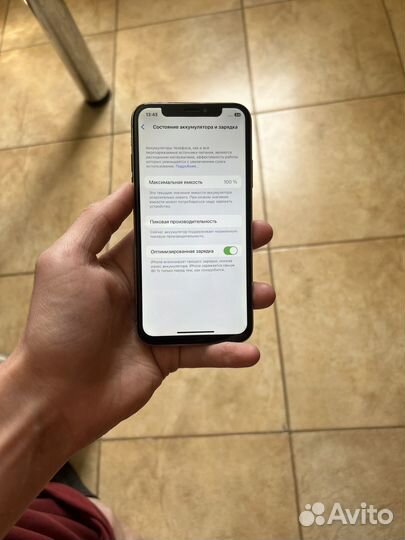 iPhone X, 64 ГБ