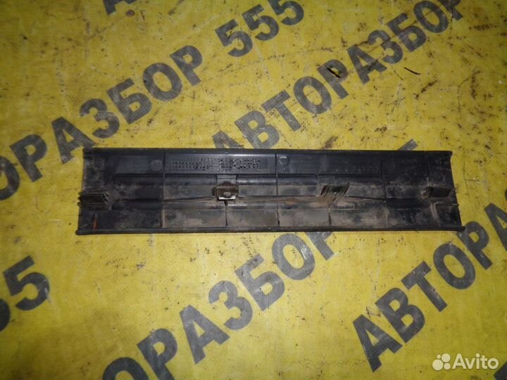 Накладка порога задняя правая Kia Sorento 2006-201