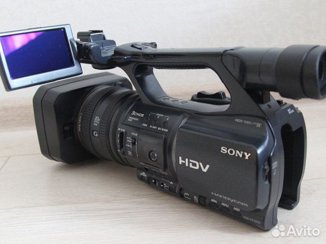 Продаю видеокамеру Sony-HDR-FX-1000