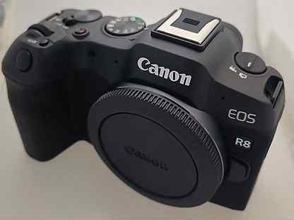 Фотоаппарат Canon EOS R8 body новый