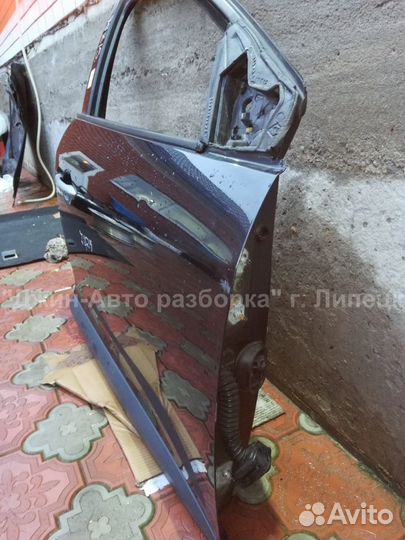 Дверь передняя правая меган 3 Megane 3