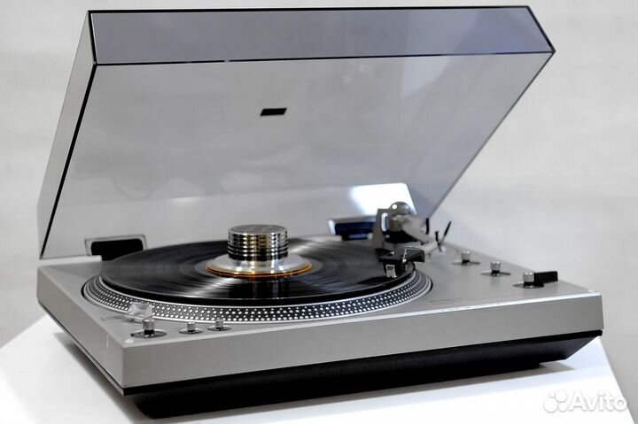 Проигрыватель Винила Technics SL-1300 MK I, 1975г