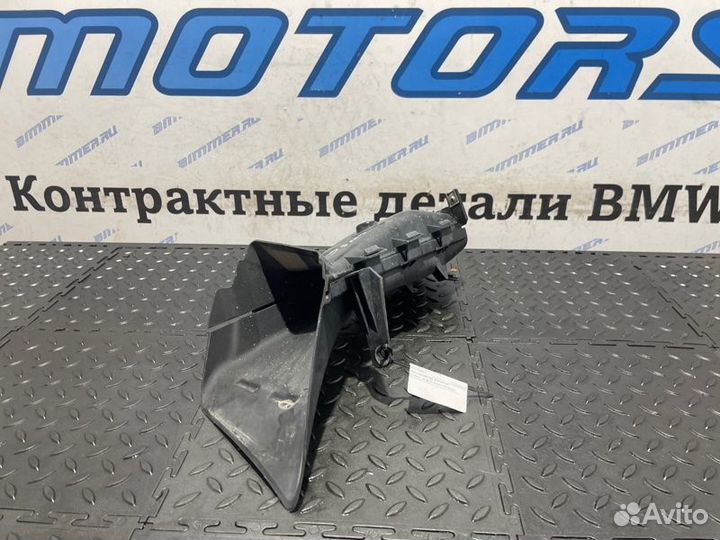 Воздуховод левый Bmw 3 E92 N52B30A 2008