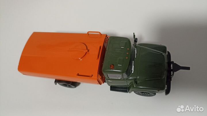 Модель грузовика 1 43 ЗИЛ 130