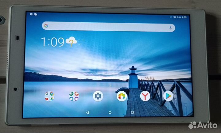 Планшет lenovo TAB4 белый