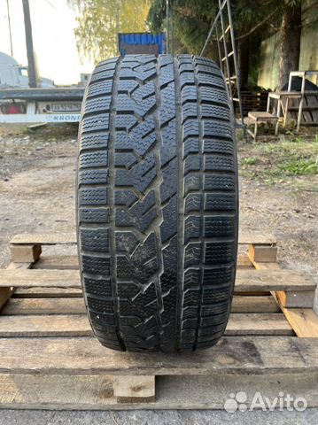 Kumho I'Zen RV Asymmetric 275/40 R20