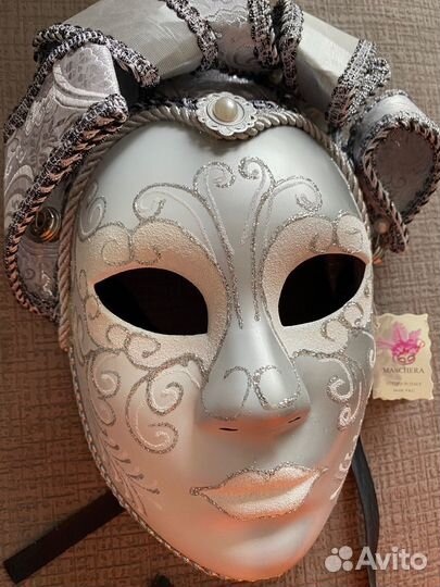 Венецианская маска
