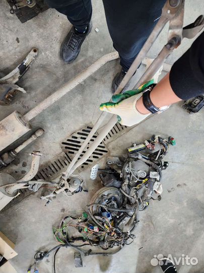 Трапеция peugeot 308