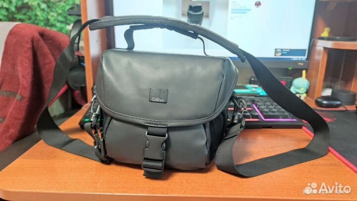 Nikon D7000 +сумка, опция- Объектив 50mm F/1.8 D