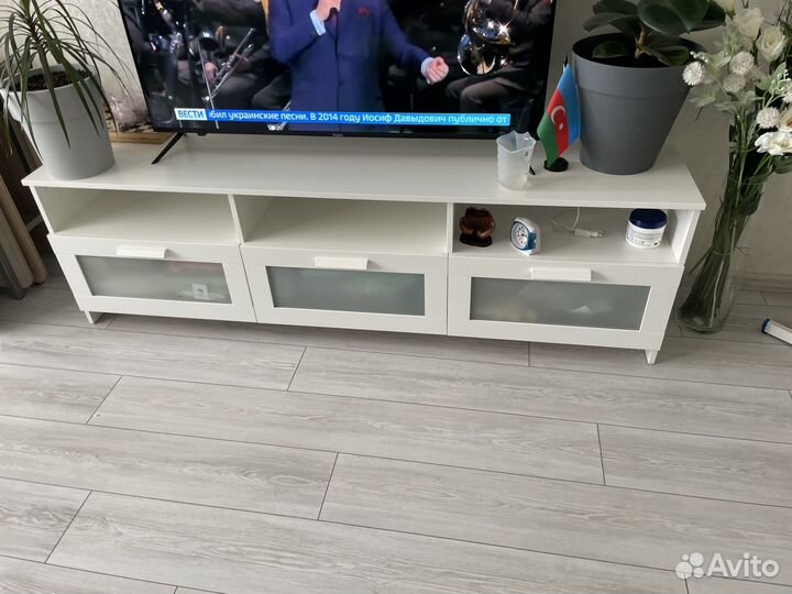 Тумба под телевизор IKEA