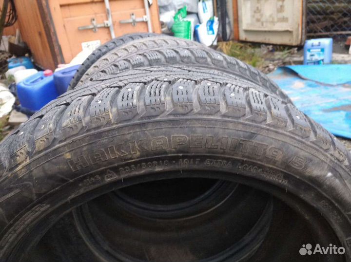 Nokian Tyres Hakkapeliitta 5 235/50 R18