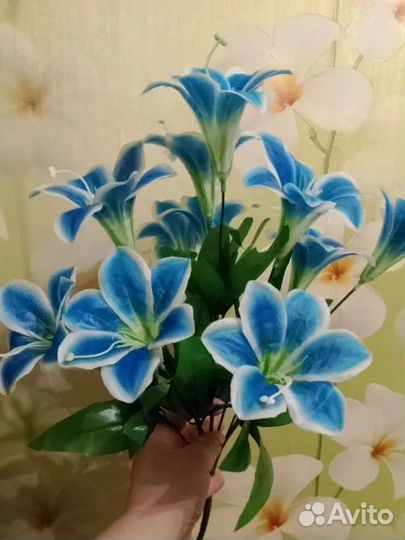 Искусственные цветы лилии букет