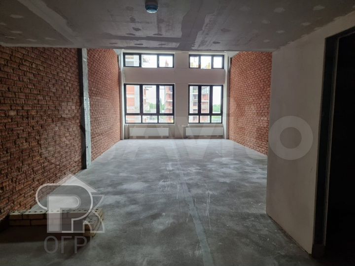 Квартира-студия, 63 м², 4/5 эт.