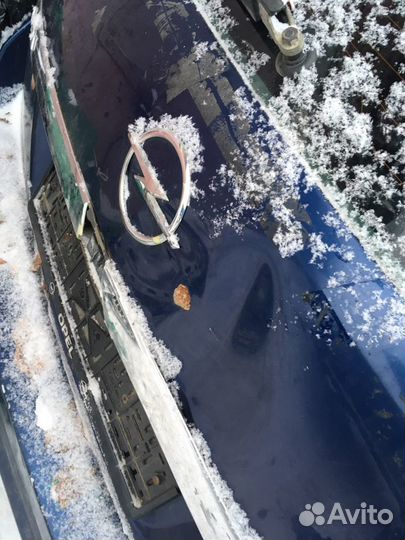 Крышка багажника Opel Astra H