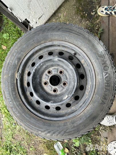 Yokohama Ice Guard Stud IG55 195/65 R15