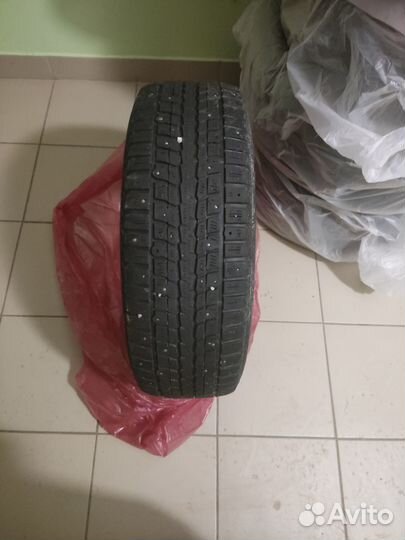 Dunlop SP Winter Ice 01 205/60 R16 92