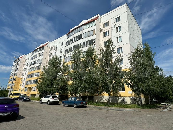 3-к. квартира, 76 м², 1/7 эт.