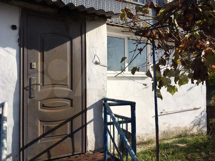 3-к. квартира, 70 м², 1/2 эт.