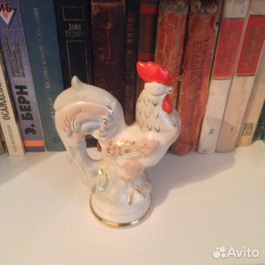 Фарфоровый петушок