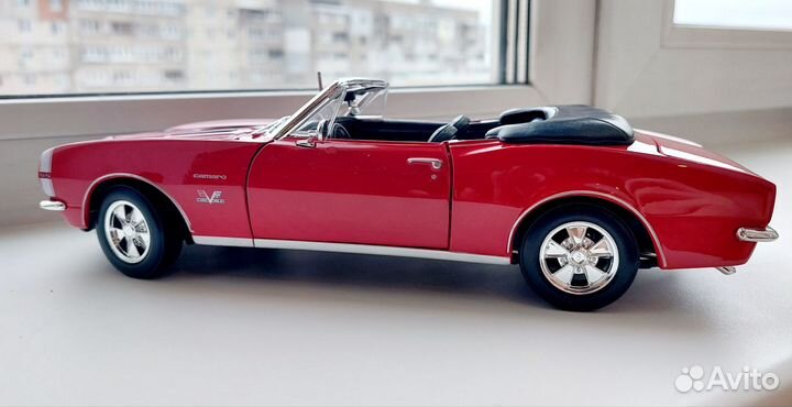 Chevrolet Camaro SS 396 масштаб 1:18 Maisto