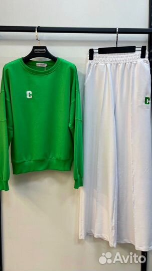 Костюм спортивный