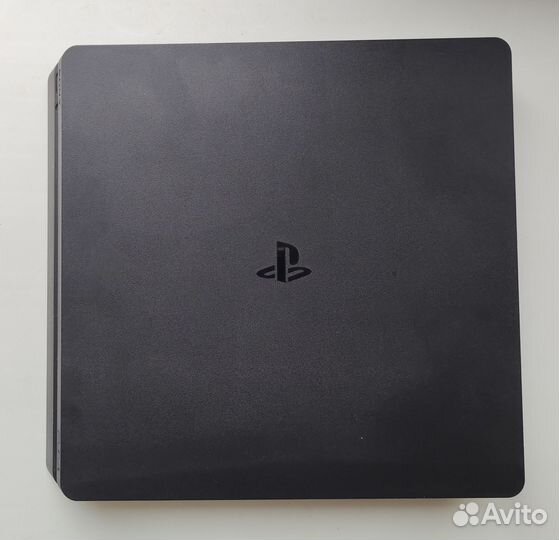 Sony PS4, Slim, 50+ игр, 2 геймпада