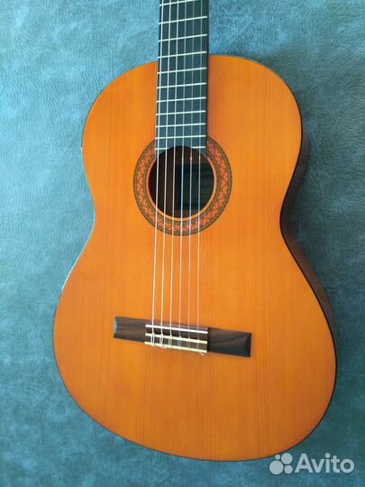 Классическая гитара Yamaha C40 +зимний чехол