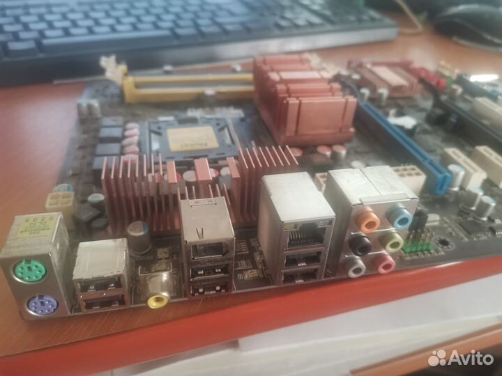 Плата материнская asus P5K/EPU,рабочая