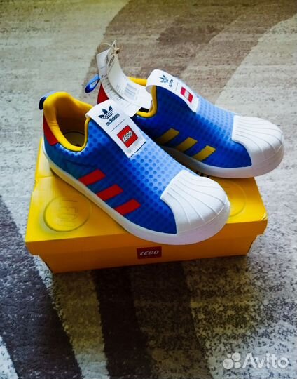 Кроссовки adidas