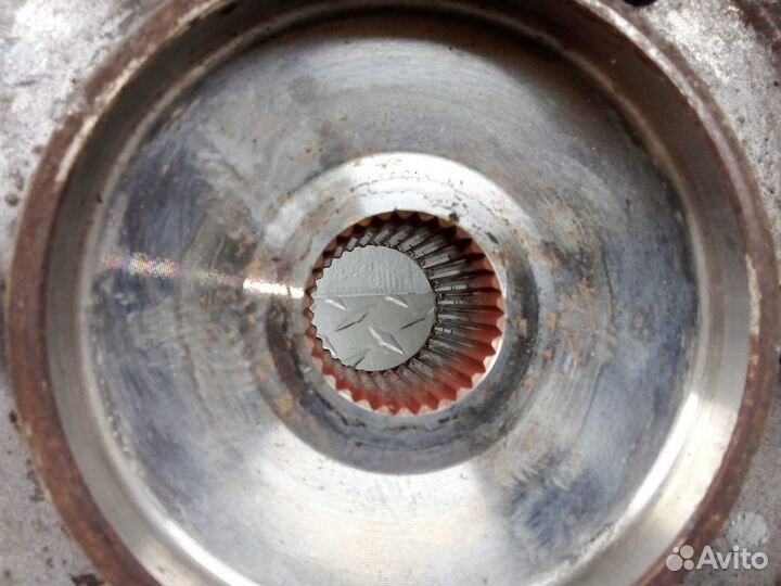 Кулак поворотный правый Toyota FJ-Cruiser GSJ10