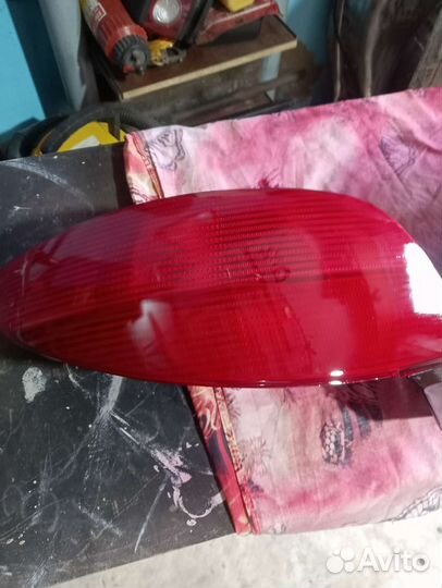 Задние фонари Пежо 206