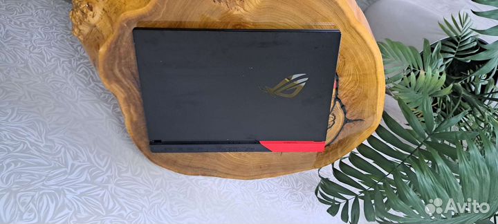 Мощный игровой ноутбук с подсветкой клавиатуры